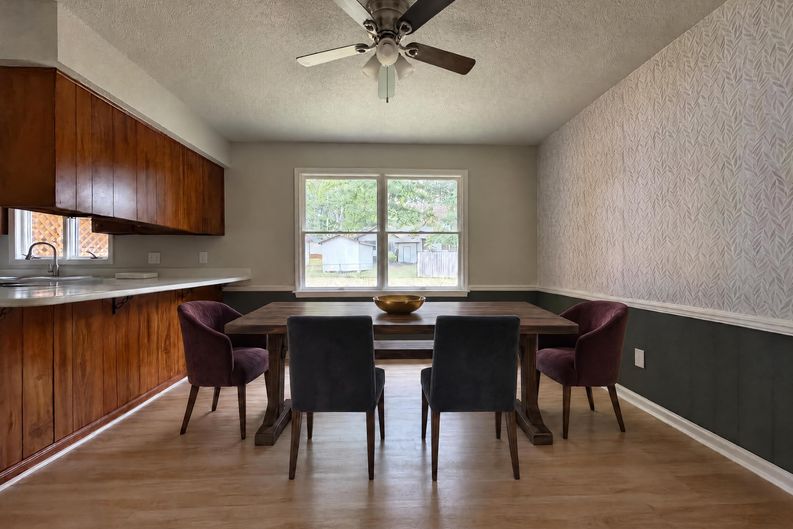Photo 7 of 19 of 1311 Brucemont Dr, Garner, NC