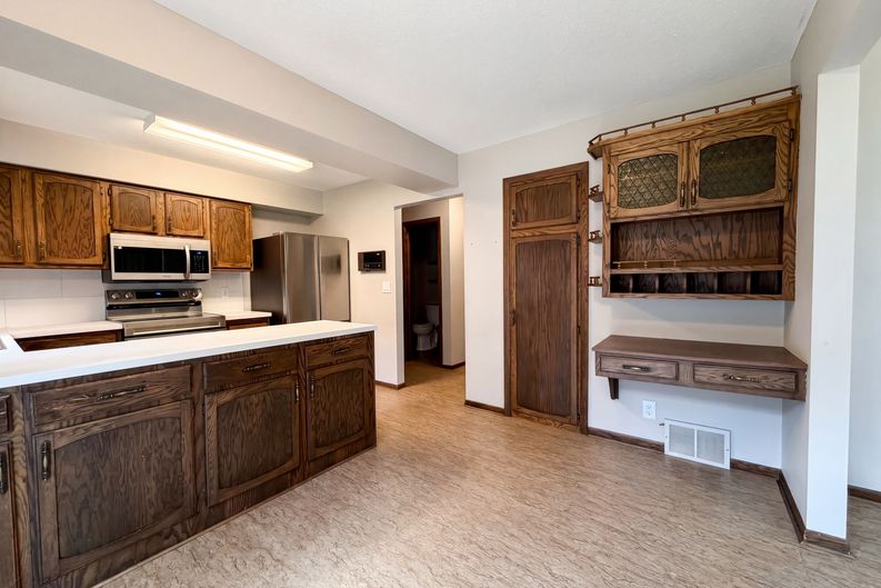 Photo 6 of 25 of 608 Lower Heritage Way, Farmington, MN