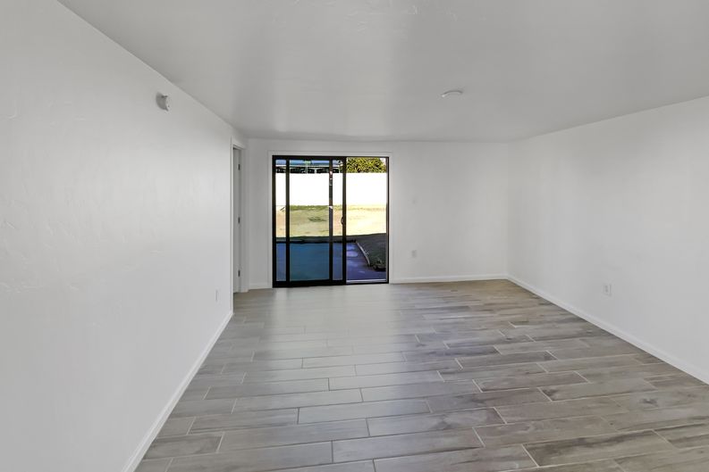 Photo 8 of 17 of 802 W Tipton Dr, Tucson, AZ