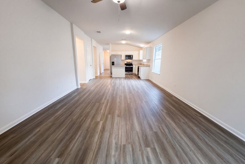 Photo 3 of 26 of 21619 Astipalia Dr, Spring, TX