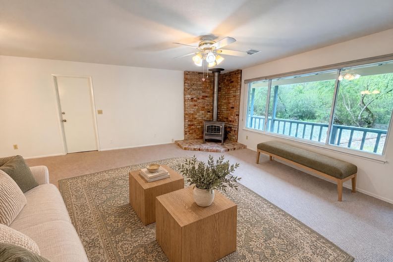 Photo 15 of 30 of 862 Grice Ln, Placerville, CA