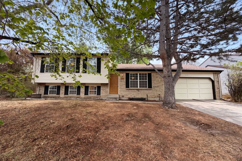 Photo 6 of 42 of 2114 S Eagle Ct, Aurora, CO
