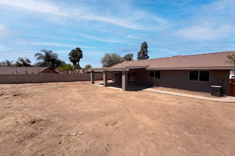 Photo 24 of 25 of 2796 Shiells Ave, Jurupa Valley, CA