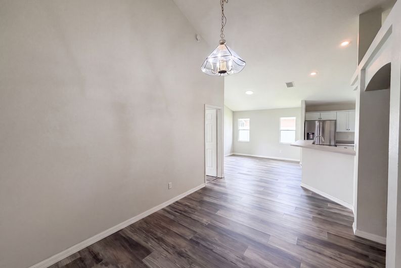Photo 13 of 31 of 721 Sunburst Cove Ln, Winter Garden, FL