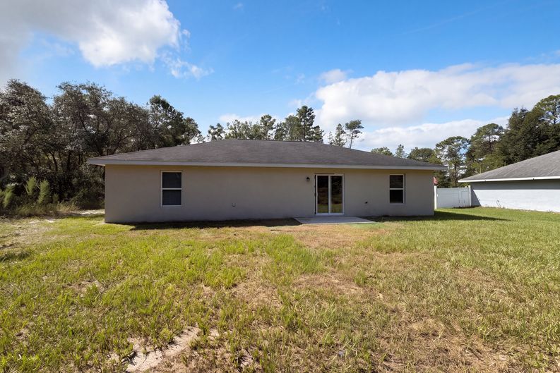 Photo 5 of 14 of 5209 SW 128th Pl, Ocala, FL