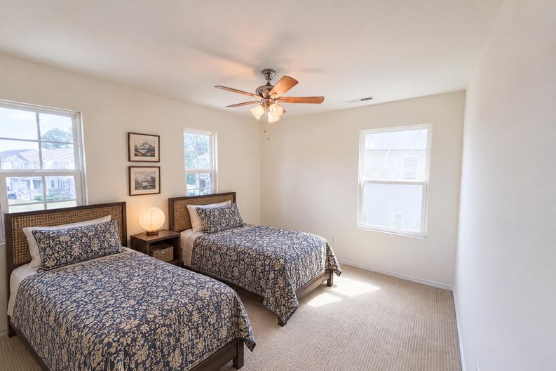 Photo 21 of 35 of 4732 Lonnie Dr, Rolesville, NC