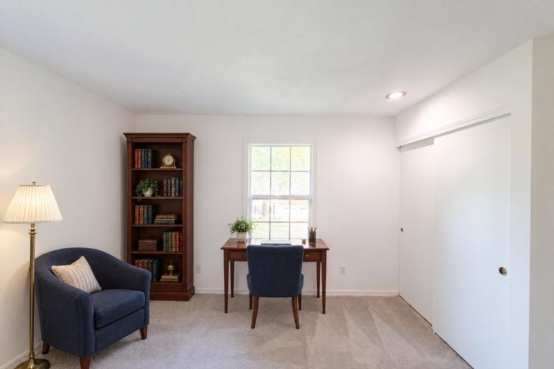 Photo 9 of 19 of 5243 N Lydia Ave, Kansas City, MO