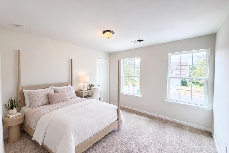 Photo 14 of 26 of 7230 Kinley Commons Ln, Charlotte, NC