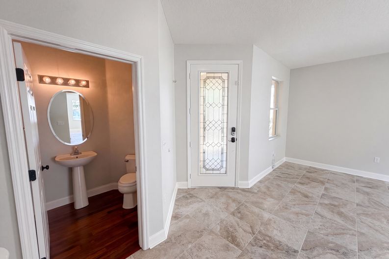 Photo 4 of 40 of 17534 Balmaha Dr, Land O Lakes, FL