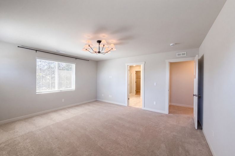 Photo 4 of 22 of 33448 SW Callahan Rd, Scappoose, OR