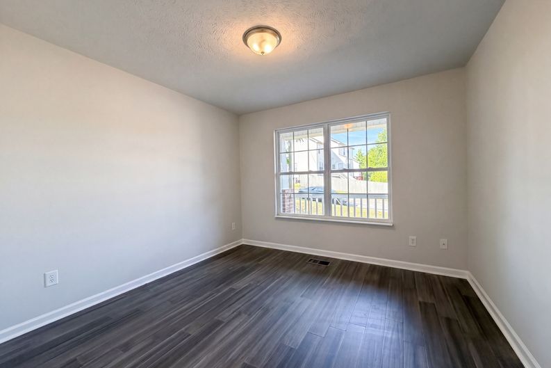 Photo 10 of 16 of 504 Welshcrest Ct, Antioch, TN