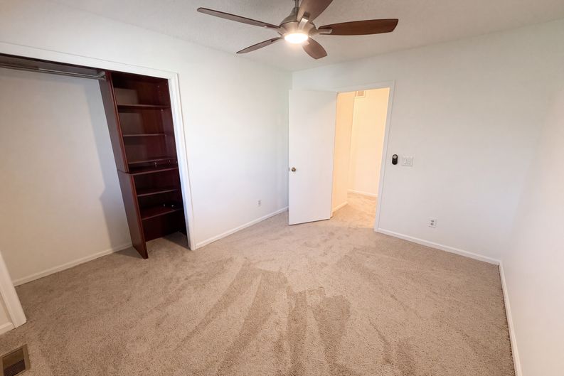 Photo 19 of 39 of 20890 E Sussex Ct, Parker, CO