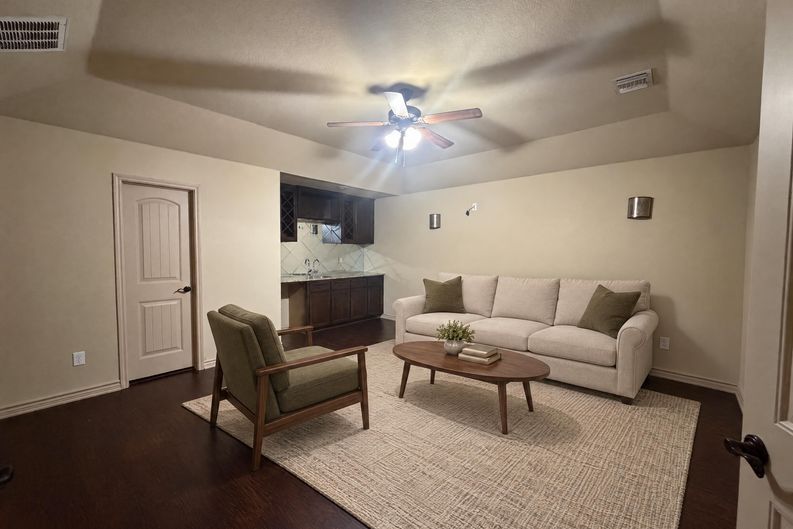 Photo 16 of 20 of 206 County Road 4774, Kempner, TX