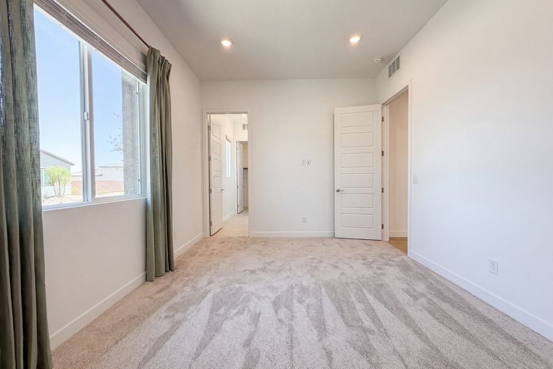 Photo 15 of 23 of 8239 Gusty Brook St, Las Vegas, NV