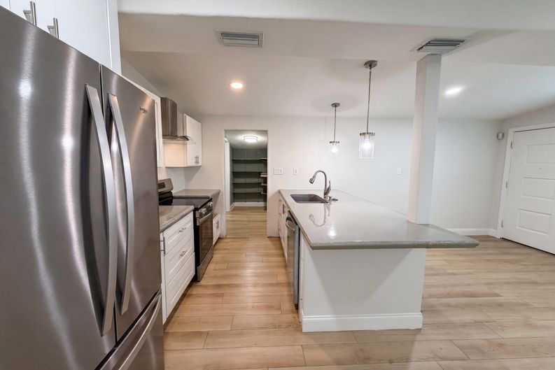 Photo 10 of 22 of 2905 E Chelsea St, Tampa, FL