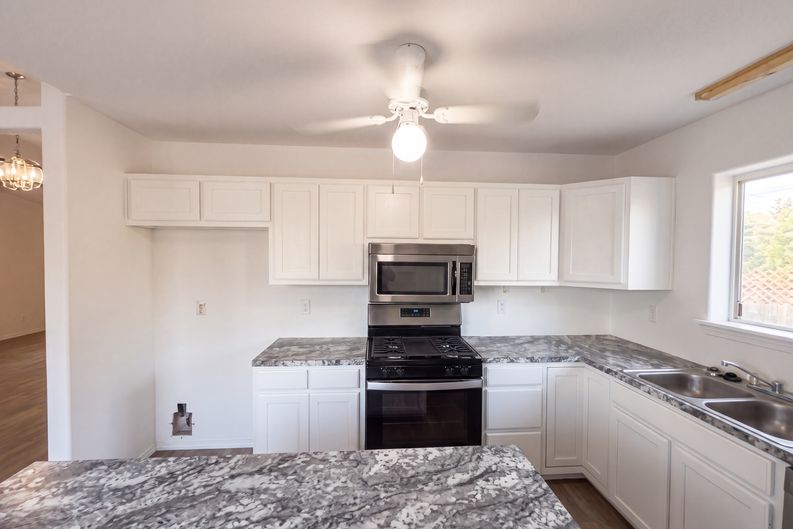 Photo 8 of 22 of 803 Magnolia St, Alamogordo, NM