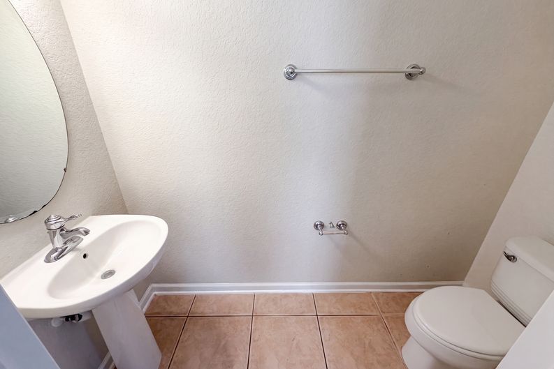 Photo 18 of 36 of 13228 Roskin Ln, Windermere, FL