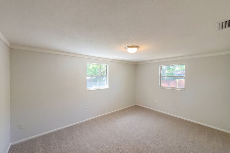 Photo 4 of 17 of 1830 Bellgrove St, Lakeland, FL