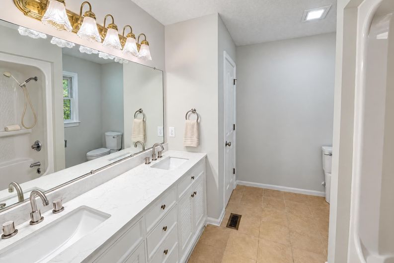 Photo 15 of 23 of 6837 Lowesville Ln, Stanley, NC