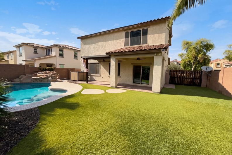 Photo 5 of 31 of 1099 E Sourwood Dr, Gilbert, AZ