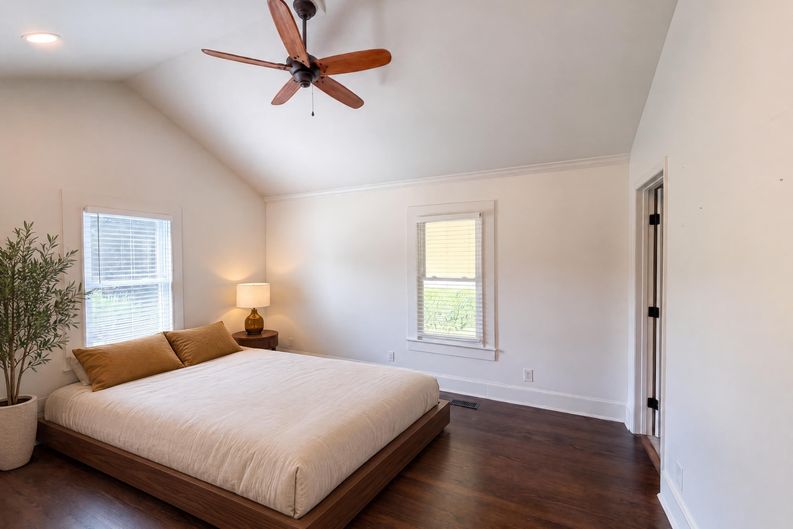 Photo 4 of 19 of 5630 S New Hope Rd, Belmont, NC