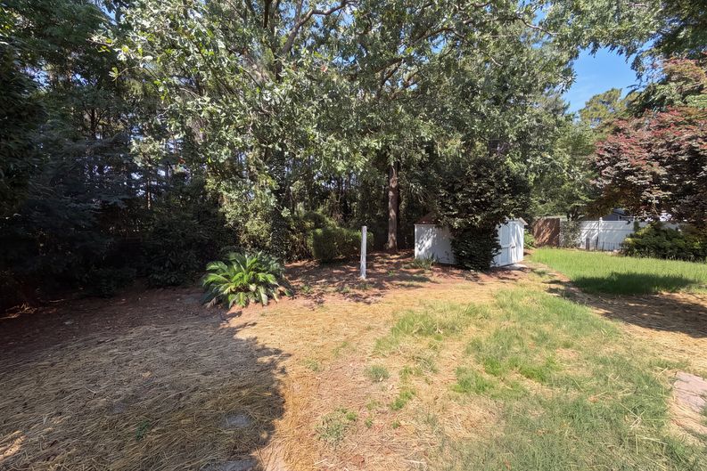 Photo 31 of 37 of 153 Courtney Oak Dr, West Columbia, SC