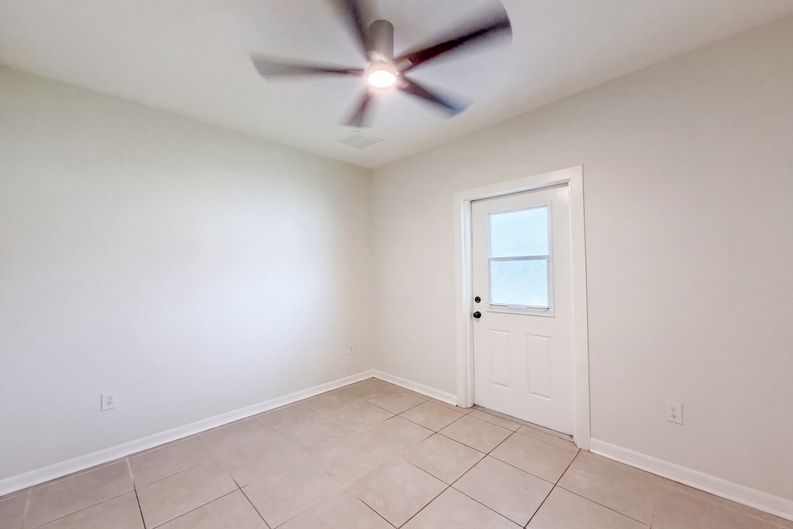 Photo 20 of 42 of 10448 Carloway Hills Dr, Wimauma, FL