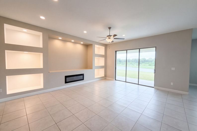 Photo 3 of 25 of 9430 Channing Hill Dr, Sun City Center, FL