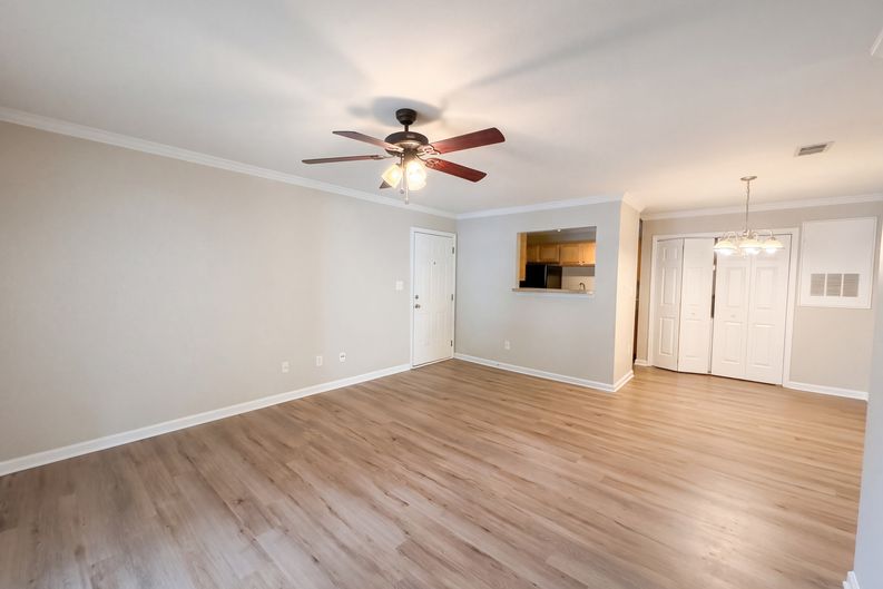 Photo 7 of 18 of 2304 Myron Dr, Raleigh, NC