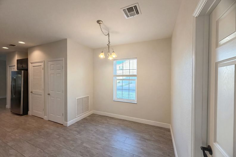 Photo 8 of 20 of 758 NE Hawks Ridge Way, Port Saint Lucie, FL