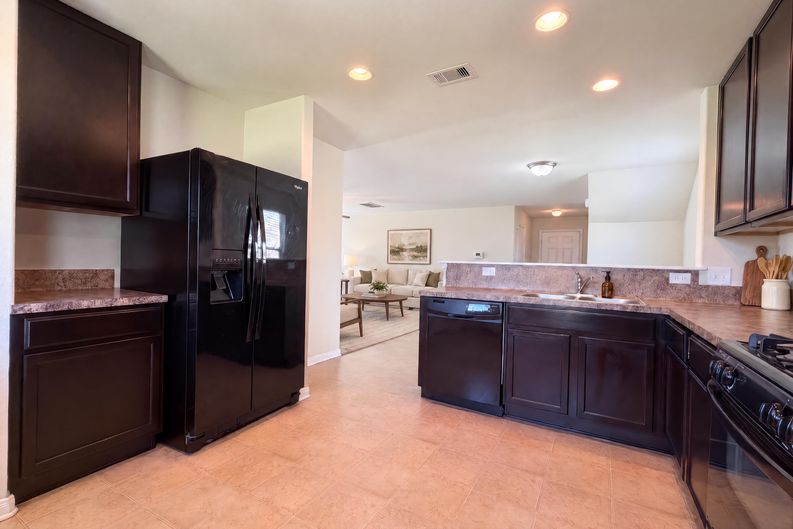 Photo 6 of 20 of 1227 Athea Way, Rosenberg, TX