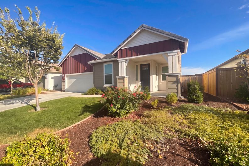 Photo 27 of 29 of 4861 Peace Lily Ln, Roseville, CA
