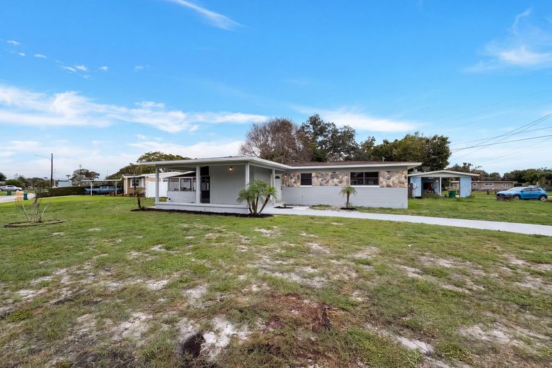 Photo 19 of 28 of 1053 Azalea Ln, Cocoa, FL