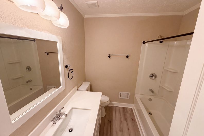 Photo 15 of 26 of 6257 N Summers Cir, Douglasville, GA