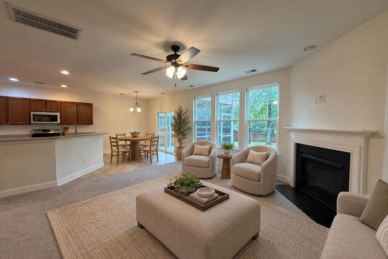 Photo 8 of 24 of 301 Freeland Way, Moncks Corner, SC