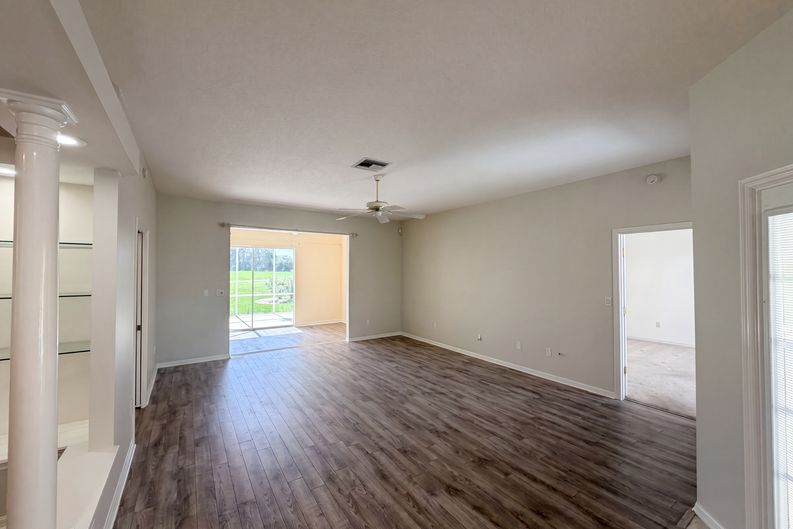 Photo 3 of 23 of 3608 Creekside Dr, Sebring, FL