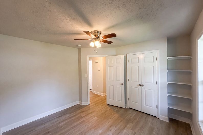 Photo 12 of 15 of 444 Northwoods Dr, Raeford, NC