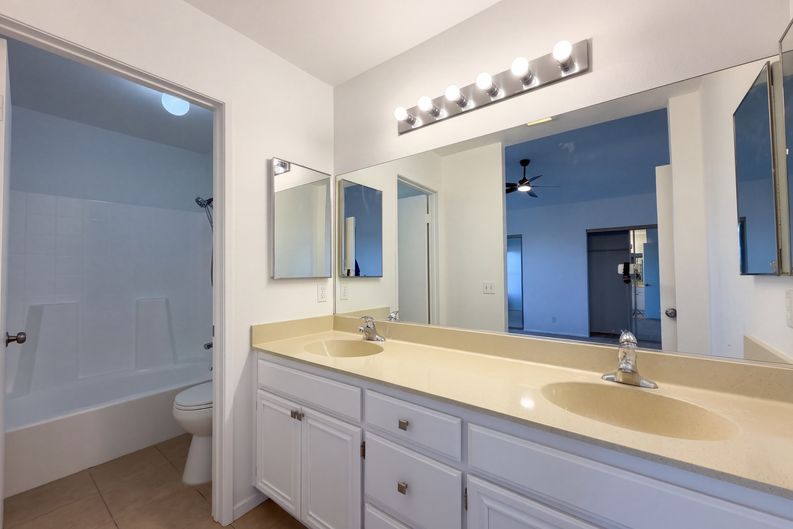 Photo 12 of 21 of 5717 Lisbon Ct, Palmdale, CA