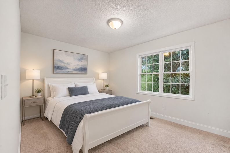 Photo 10 of 17 of 4750 Dalena Dr, Claremont, NC