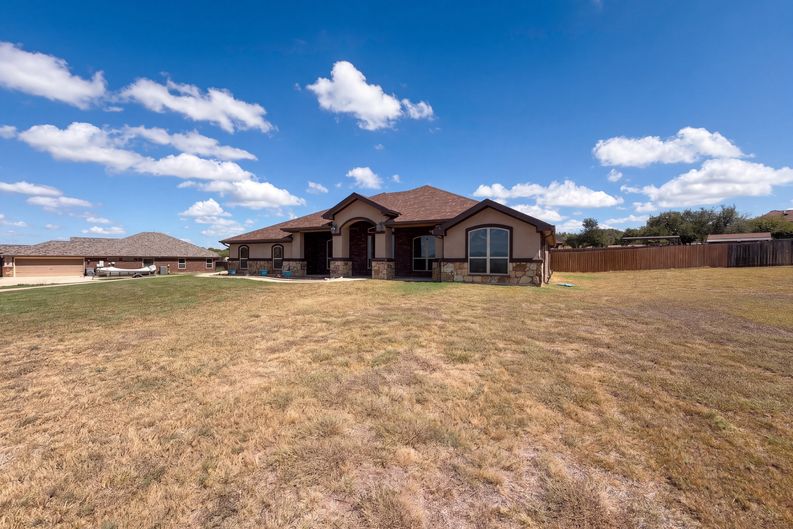 Photo 19 of 20 of 206 County Road 4774, Kempner, TX