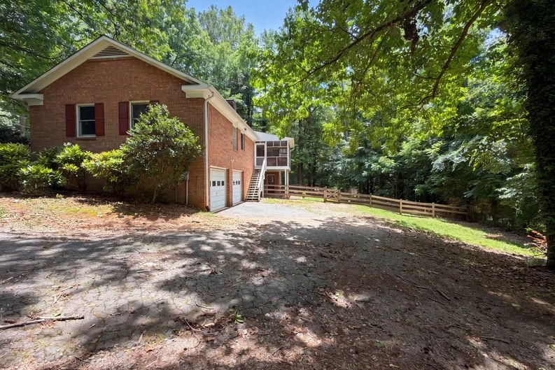 Photo 29 of 36 of 7850 Beech Forest Rd, Lewisville, NC