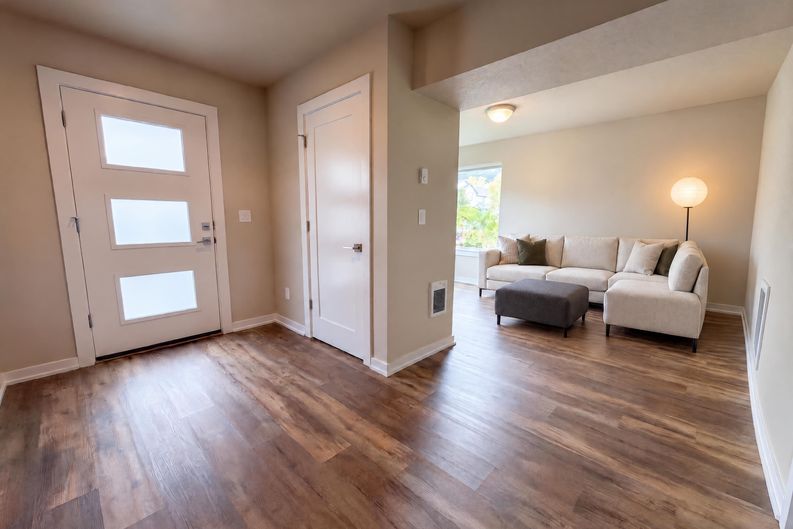Photo 14 of 21 of 17302 SW Kite Ln, Beaverton, OR