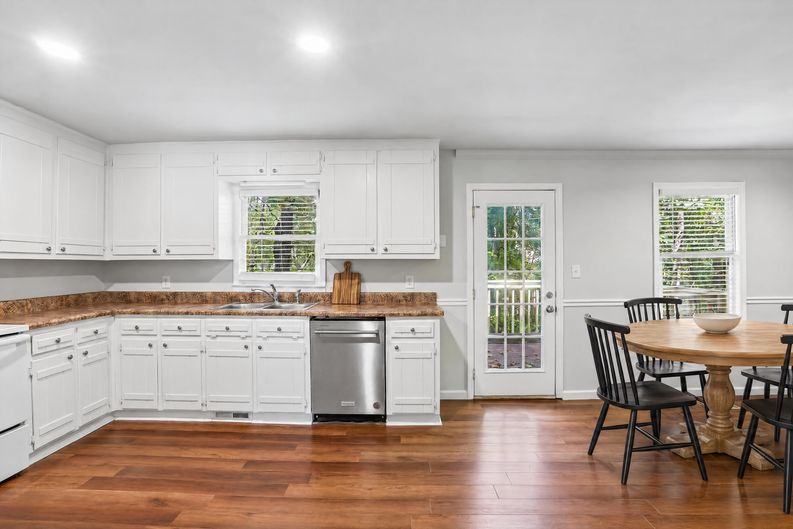 Photo 6 of 22 of 82 Park Ln, Dallas, GA