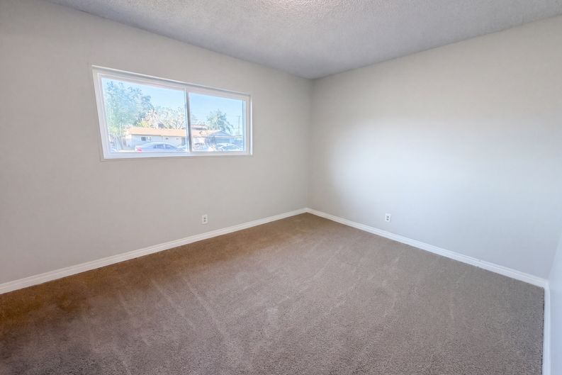 Photo 16 of 21 of 26934 10th St, Highland, CA