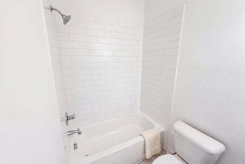 Photo 18 of 35 of 415 Olmstead Way, Alpharetta, GA