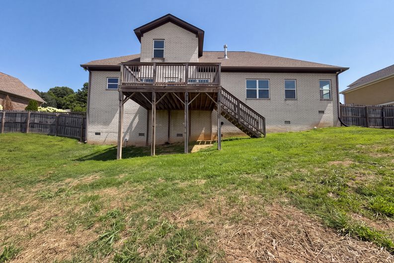 Photo 5 of 30 of 1707 Aster Dr, Columbia, TN