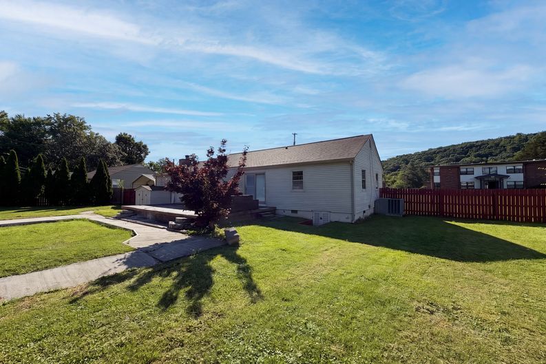 Photo 23 of 25 of 2205 Adair Dr, Knoxville, TN