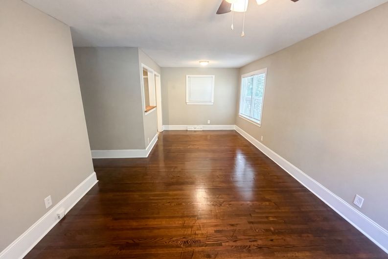 Photo 8 of 18 of 1428 Futrelle Dr, High Point, NC