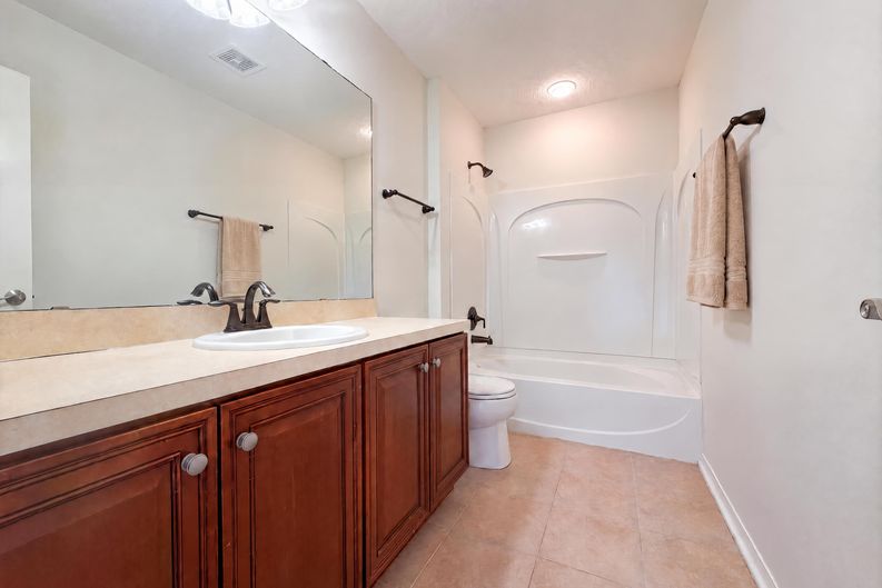 Photo 23 of 32 of 8331 Golden Bamboo Dr, Jacksonville, FL