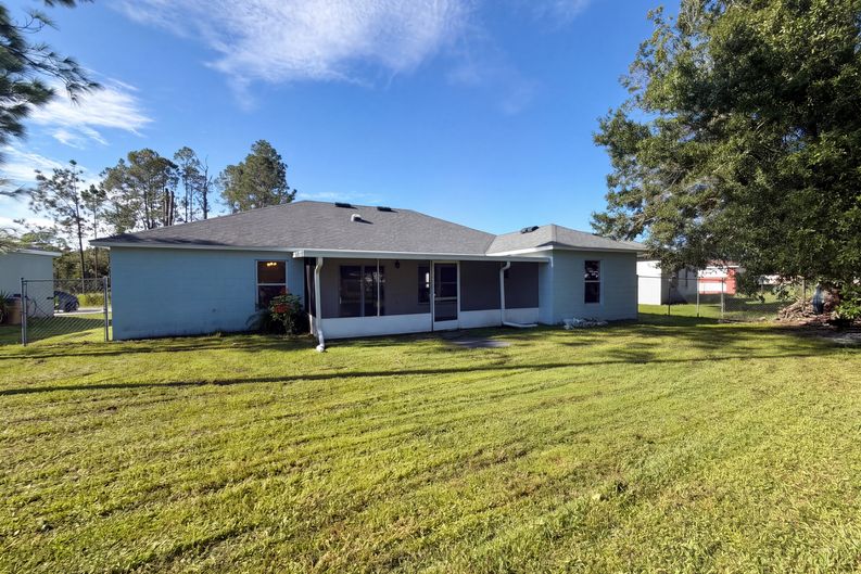 Photo 5 of 16 of 23 Peterlee Ct, Kissimmee, FL